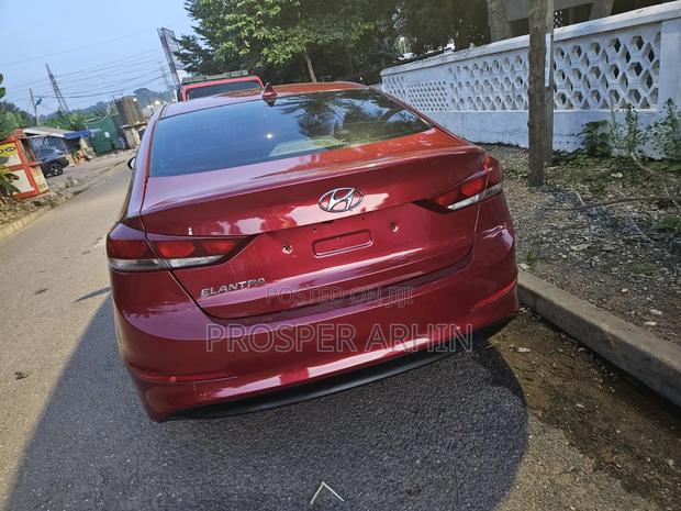 Hyundai Elantra Limited 2018 Red