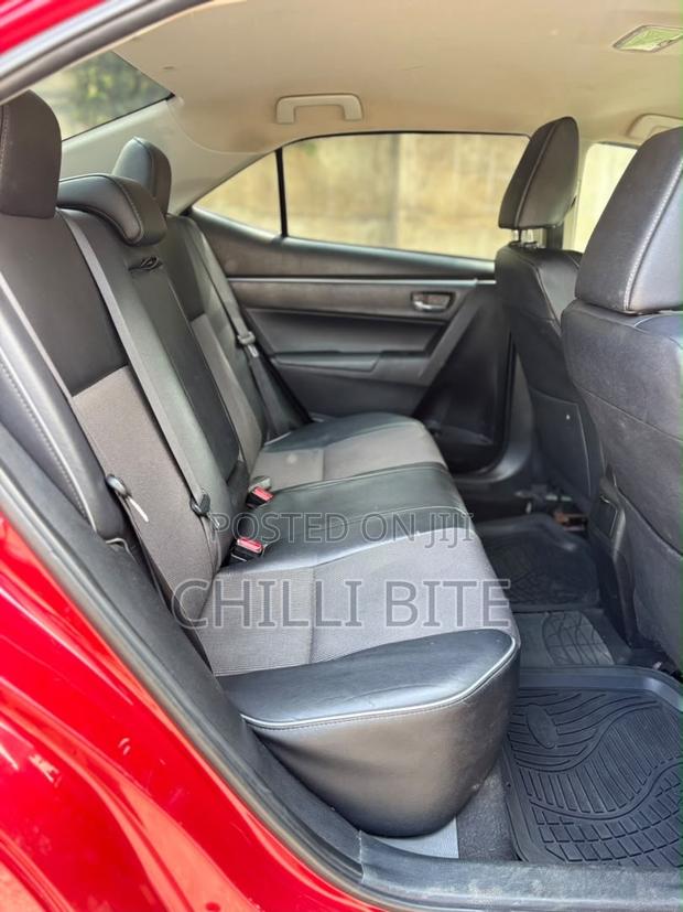 Toyota Corolla S 4dr Sedan (1.8L 4cyl CVT) 2016 Red