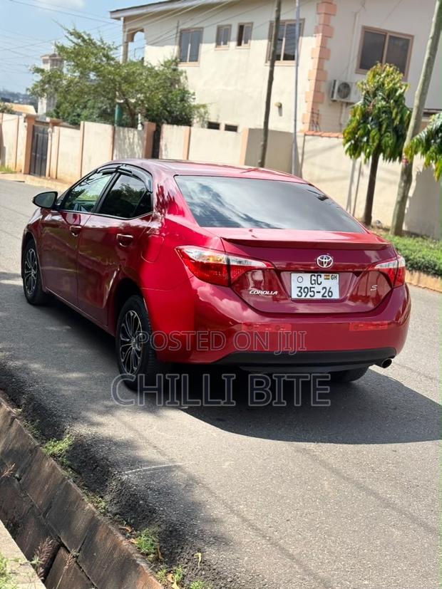 Toyota Corolla S 4dr Sedan (1.8L 4cyl CVT) 2016 Red