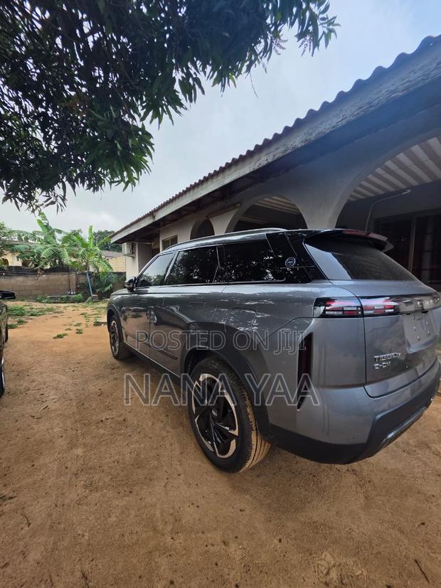 New Chery Tiggo 7 2025 Gray