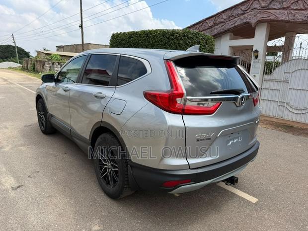 Honda CR-V 2018 Silver