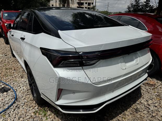 Changan Eado Plus 2023 White