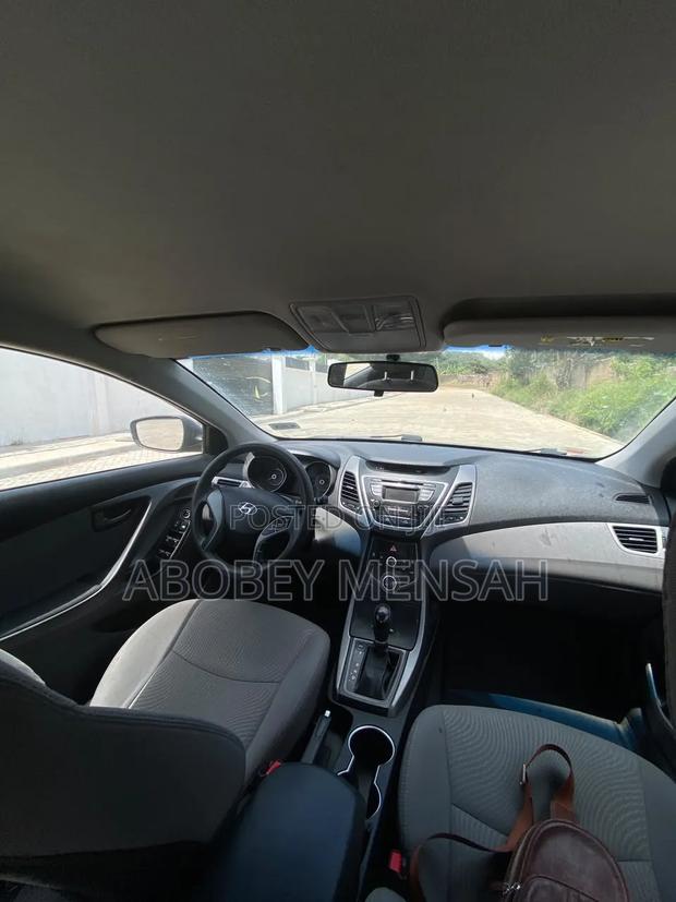 Hyundai Elantra Limited Sedan FWD (1.8L 4cyl 6A) 2016 Blue