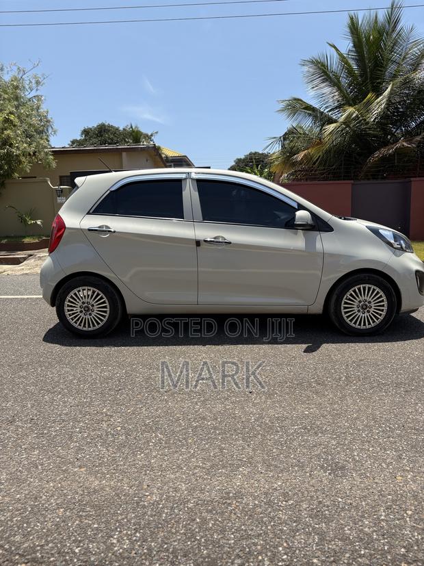 Kia Morning 2015 White