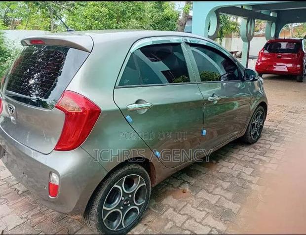 Kia Morning 2012 Gray