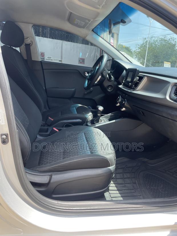 Kia Rio 2018 Silver