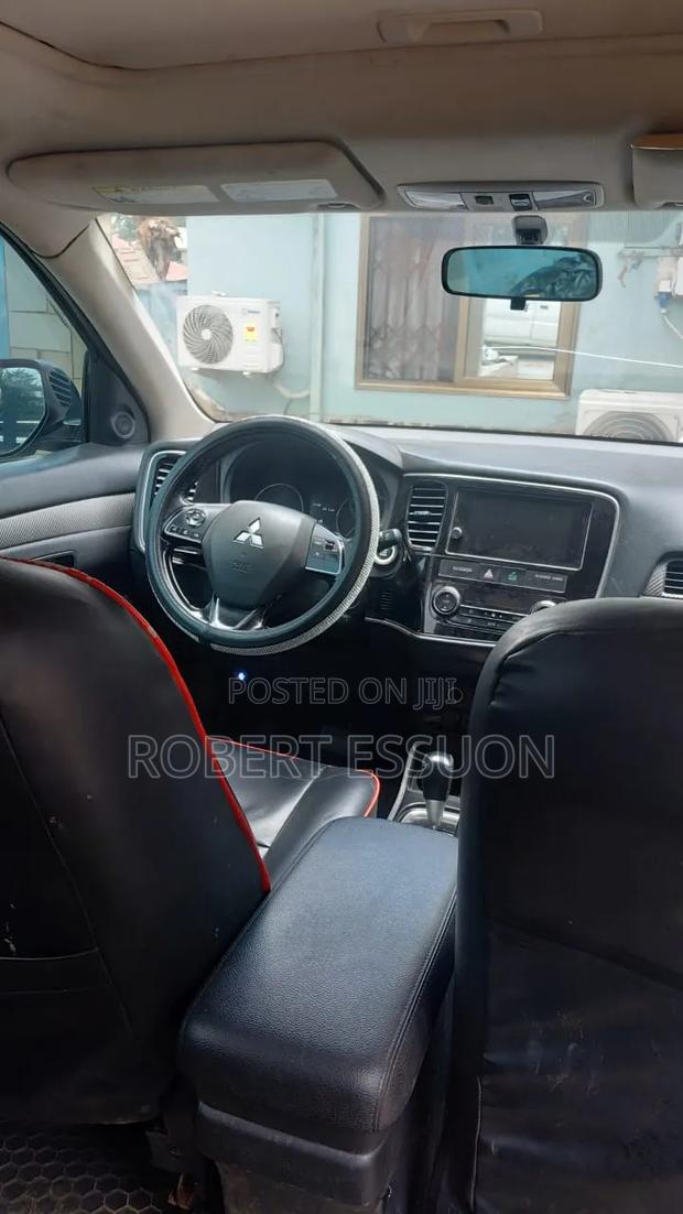 Mitsubishi Outlander 2019 Black
