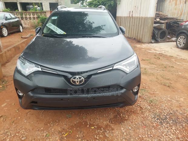 Toyota RAV4 LE 4dr SUV AWD (2.5L 4cyl 6A) 2014 Black