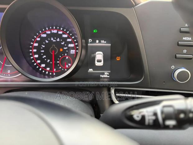 Hyundai Elantra SE 2021 Blue