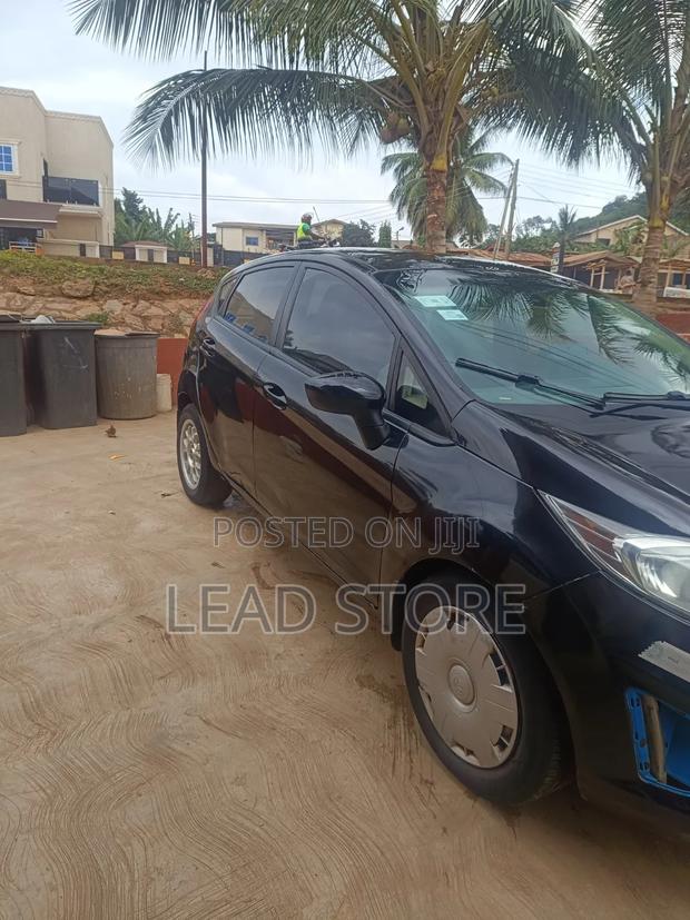 Ford Fiesta SE 4dr Hatchback (1.6L 4cyl 5M) 2014 Black