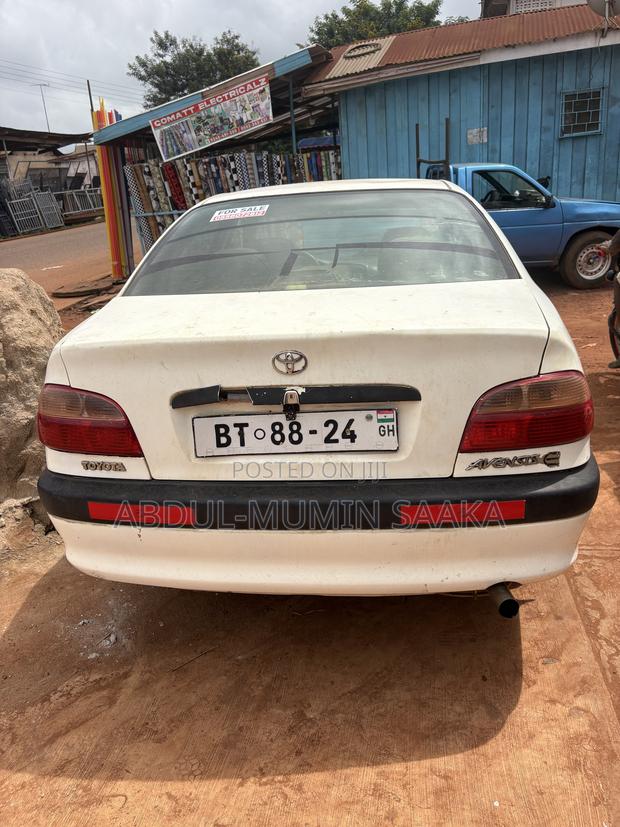 Toyota Avensis 1.8 VVT-i 2006 White
