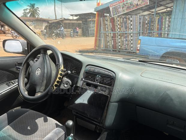 Toyota Avensis 1.8 VVT-i 2006 White