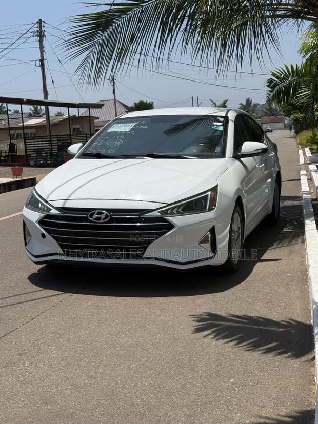 Hyundai Elantra SE 2020 White