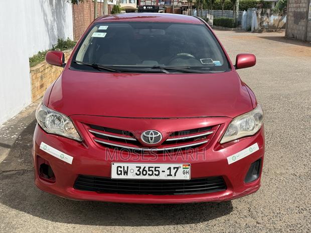 Toyota Corolla LE 4dr Sedan (1.8L 4cyl 4A) 2013 Red