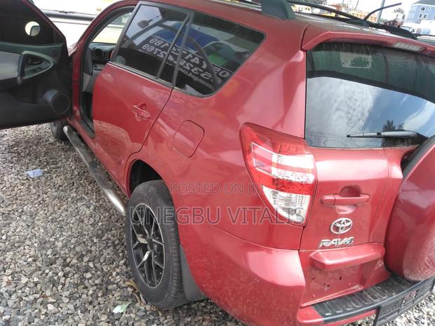 Toyota RAV4 2.5 4x4 2012 Red