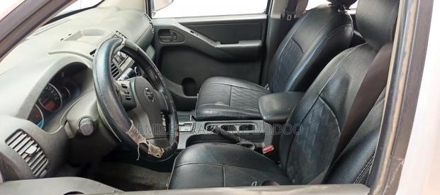 Nissan Navara 2015 Silver