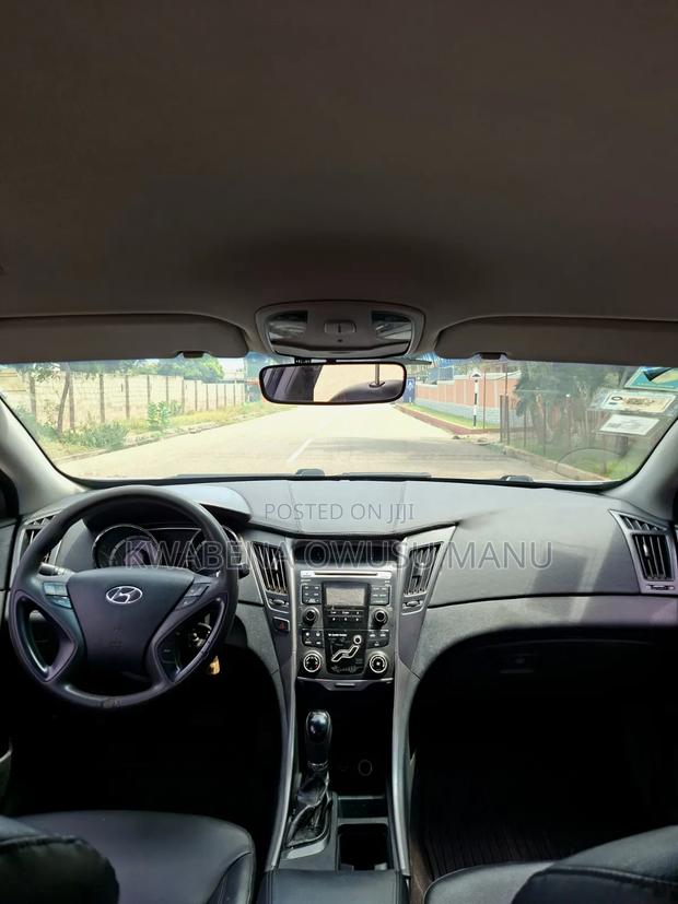 Hyundai Sonata 2012 Silver
