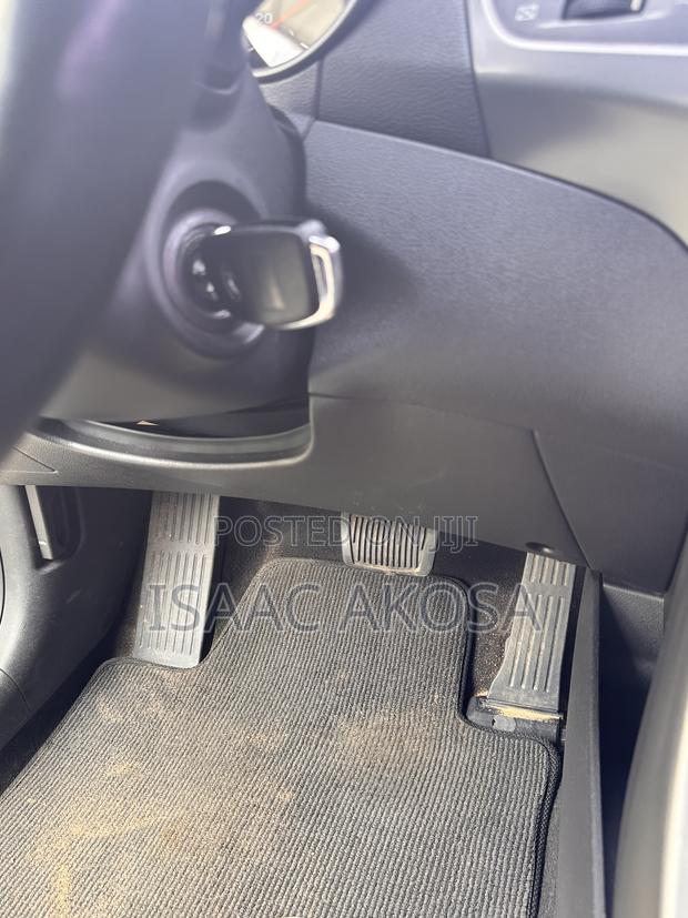 Hyundai Avante 2015 Black