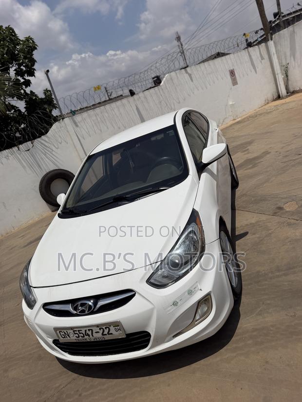 Hyundai Accent 2013 White