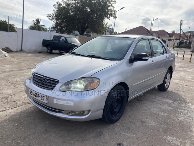 Toyota Corolla 1.4 C Limousine Luna 2005 Silver
