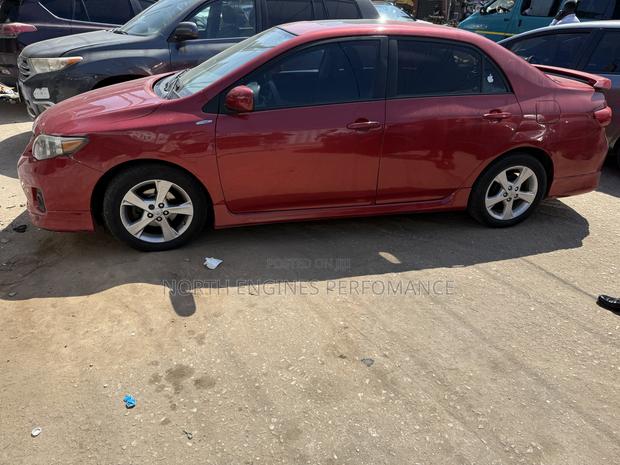 Toyota Corolla S Special Edition 4dr Sedan (1.8L 4cyl 4A) 2013 Red