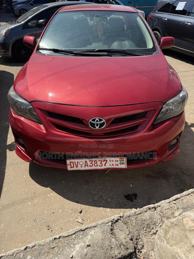 Toyota Corolla S Special Edition 4dr Sedan (1.8L 4cyl 4A) 2013 Red
