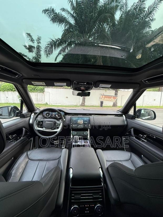 Land Rover Range Rover Vogue 2024 Black
