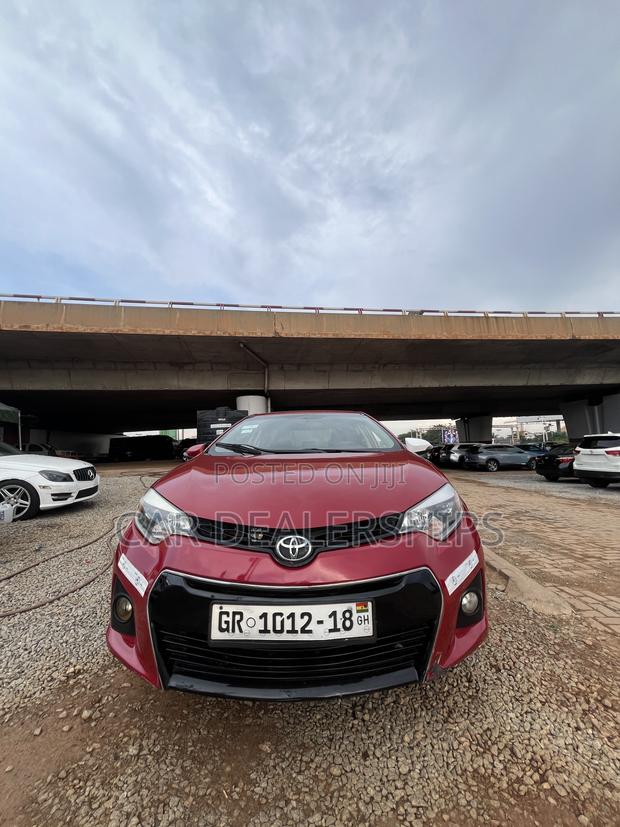 Toyota Corolla 2014 Red