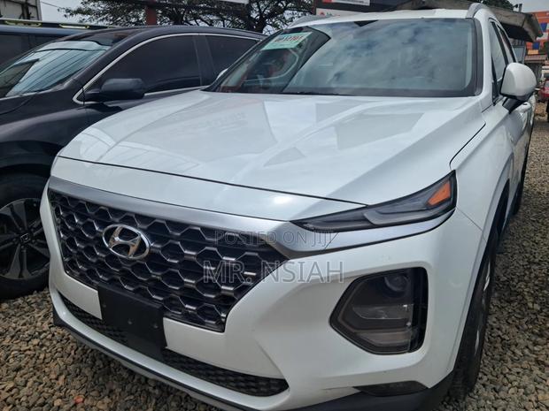 Hyundai Santa Fe Limited 2.0T FWD 2019 White