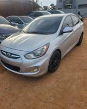 Hyundai Accent SE 4dr Hatchback (1.6L 4cyl 6A) 2014 Silver for sale