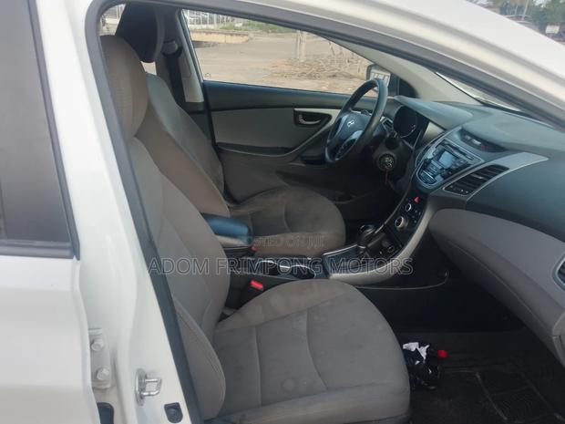 Hyundai Elantra 2015 White
