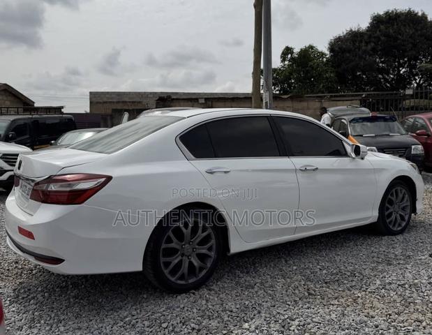 Honda Accord Sport 4dr Sedan FWD (2.4L 4cyl 2A) 2016 White