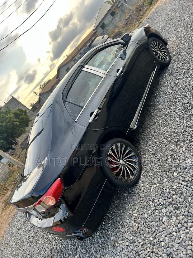 Toyota Corolla 2015 Black