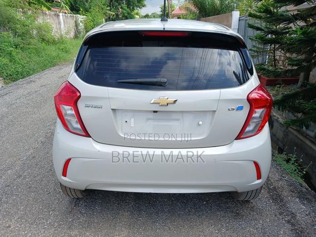 Chevrolet Spark 2016 Beige