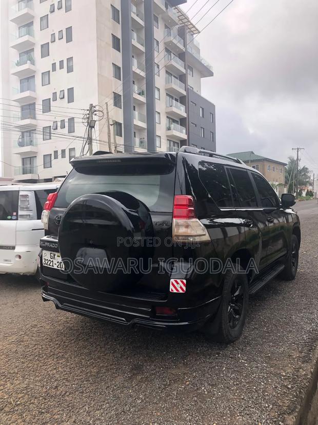 Toyota Land Cruiser Prado 2010 Black