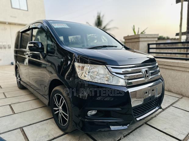 Honda Stepwgn 2011 Black