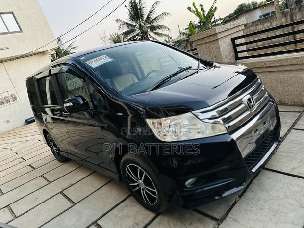 Honda Stepwgn 2011 Black