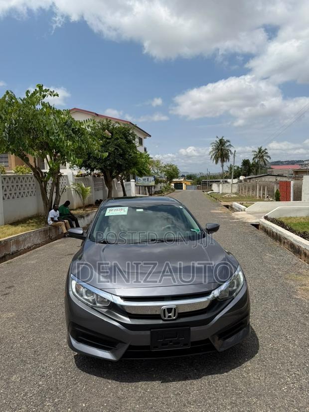 Honda Civic EX Sedan 2018 Gray
