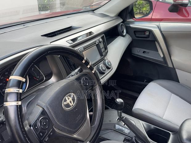 Toyota RAV4 LE AWD (2.5L 4cyl 6A) 2013 Red