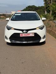 Toyota Corolla LE (1.8L 4cyl 2A) 2019 White for sale