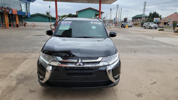Mitsubishi Outlander 2019 Black