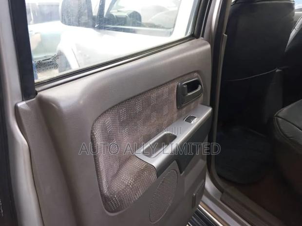 Isuzu D-MAX 2008 Silver