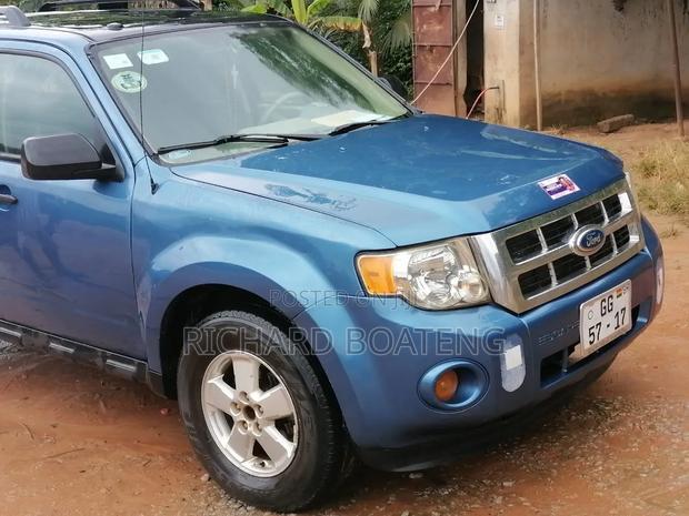 Ford Escape SE 4x4 2017 Blue