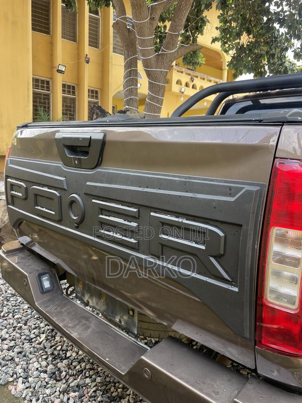 Great Wall Poer 2020 Brown