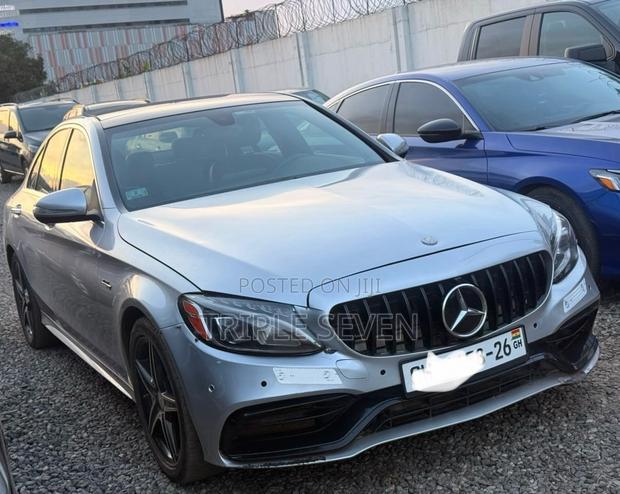 Mercedes-Benz C300 Sport 4Matic Sedan AWD (2.0L 4cyll 7A) 2016 Silver