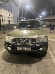 Nissan Patrol 2010 Gold for sale