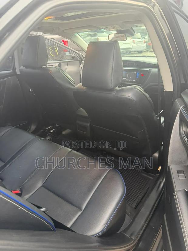 Toyota Corolla L (1.8L 4cyl 2A) 2018 Black