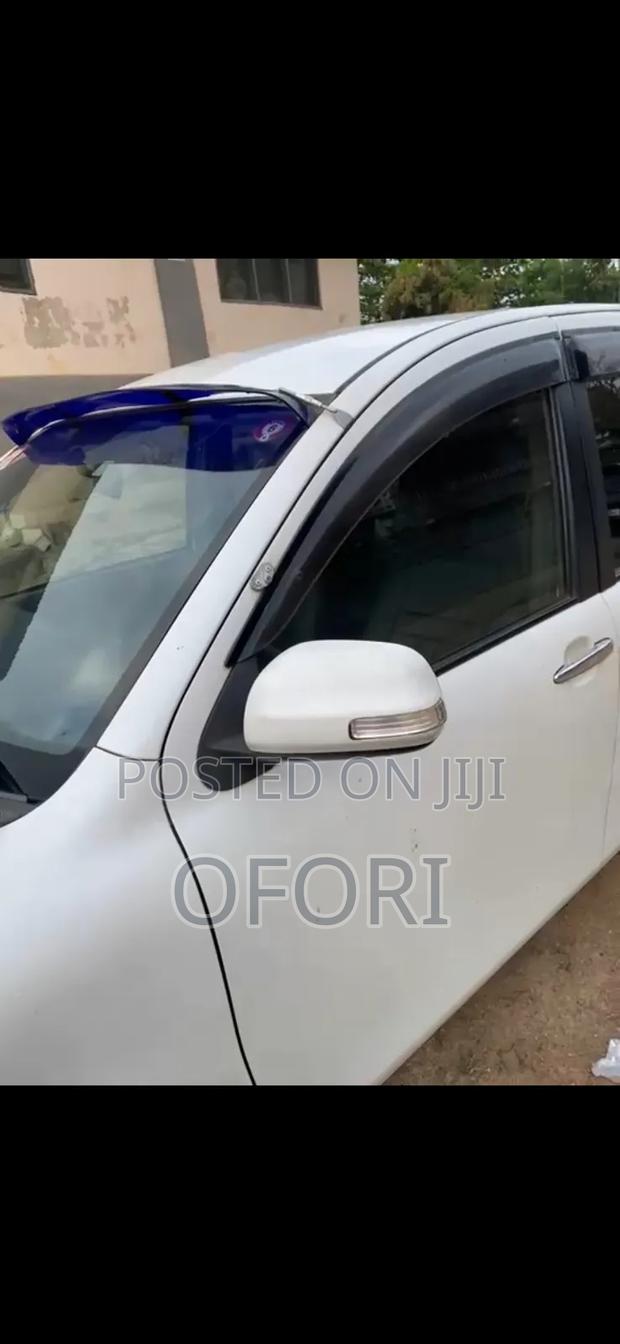 Toyota Sienta 1.5 FWD 2014 White