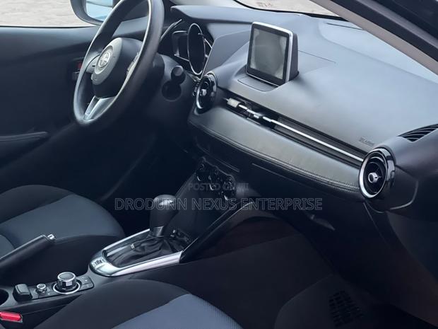 Scion iA Base 2016