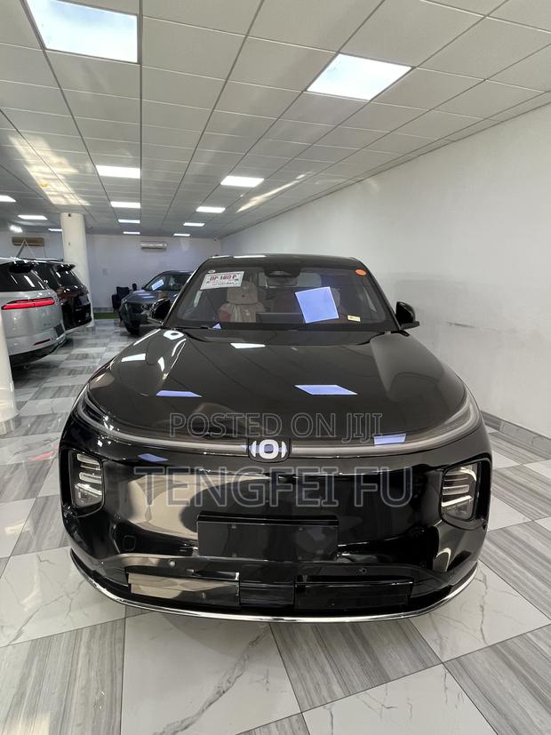 New Changan Nevo Q07 Flagship PLUS Edition 2025 Black